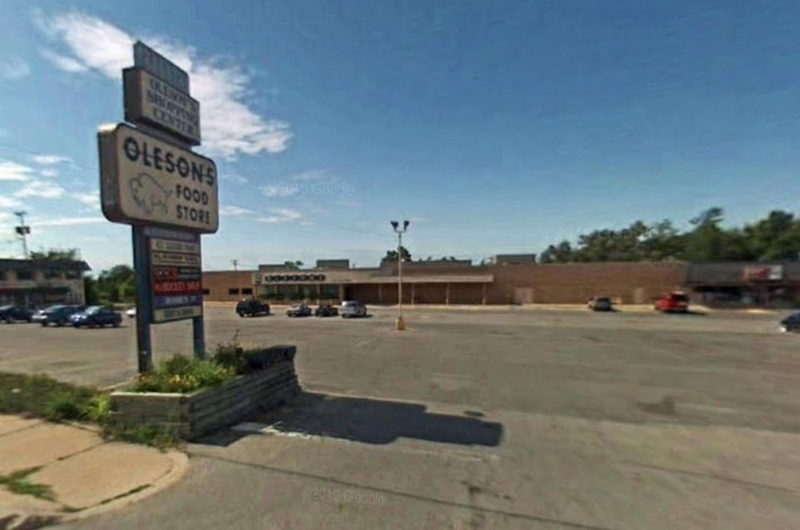 Cragos Shopping Center - 2009 Street View